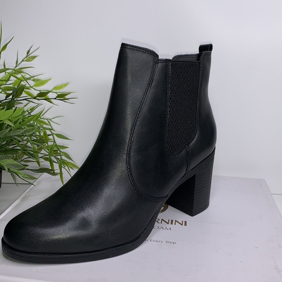 GIANI BERNINI Women's Black Korma Ankle Booties - Picture 3 of 13